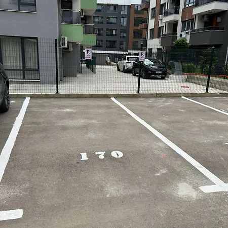 Appartamento Rea Victoria - Stylish With Private Parking Sofia
