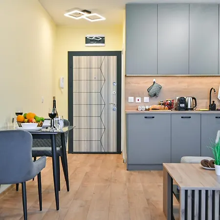 Rea Victoria - Stylish With Private Parking * صوفيا